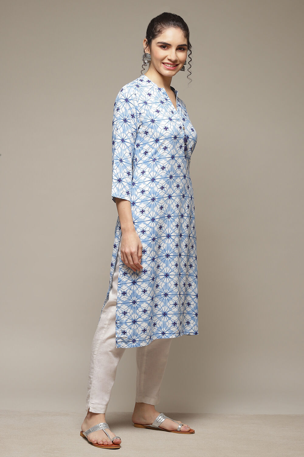 Blue LIVA Straight Kurta image number 5